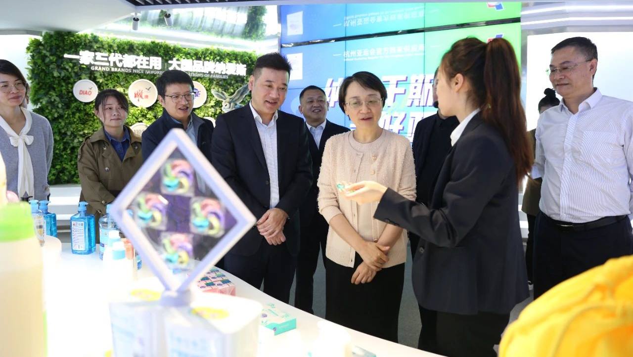 17006369954900593491280_722