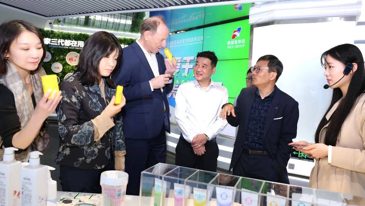 17143600403500809711280_722