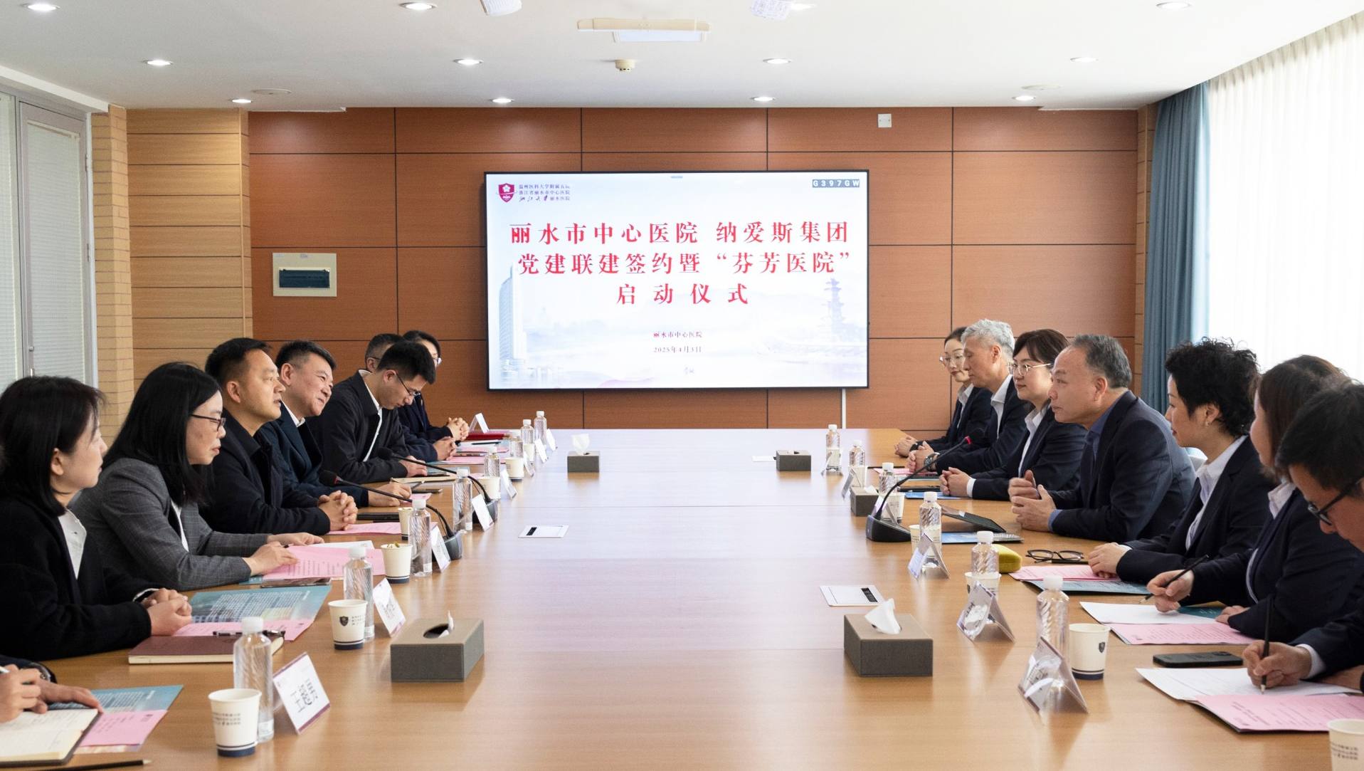 17439876106530824571920_1083